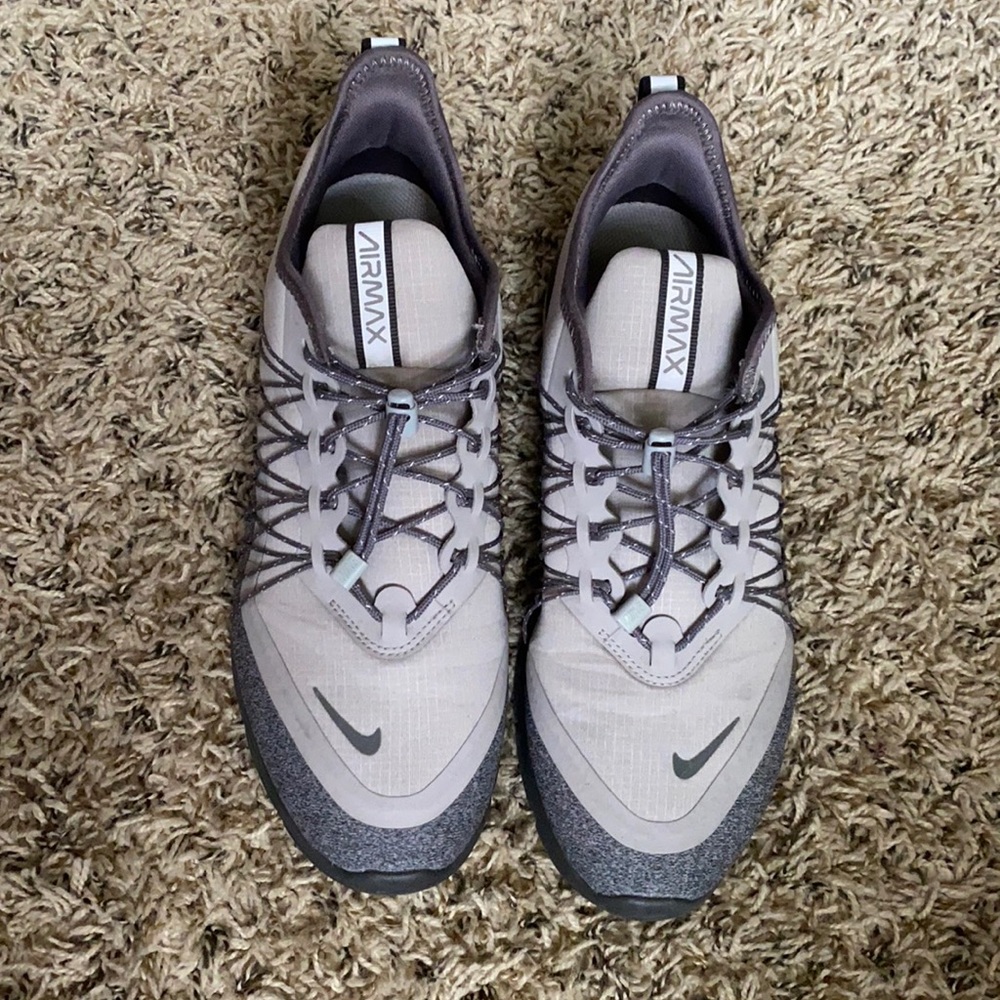 Nike Air Max - image 1